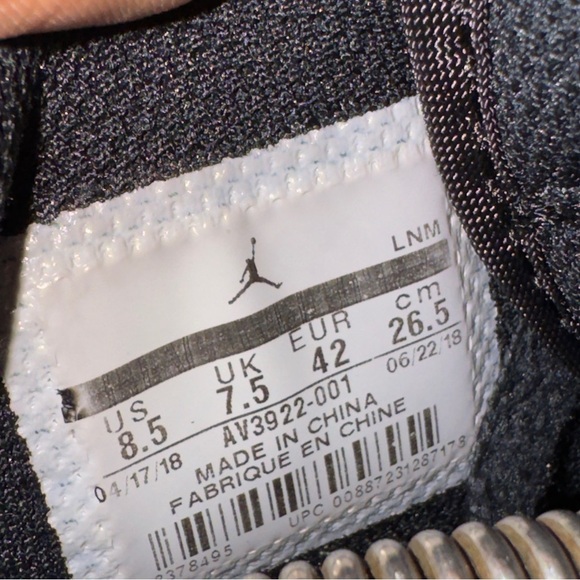 Nike Air Jordan Legacy 312 Black White AV3922-001 Men’s Size 8.5 - Picture 6 of 6
